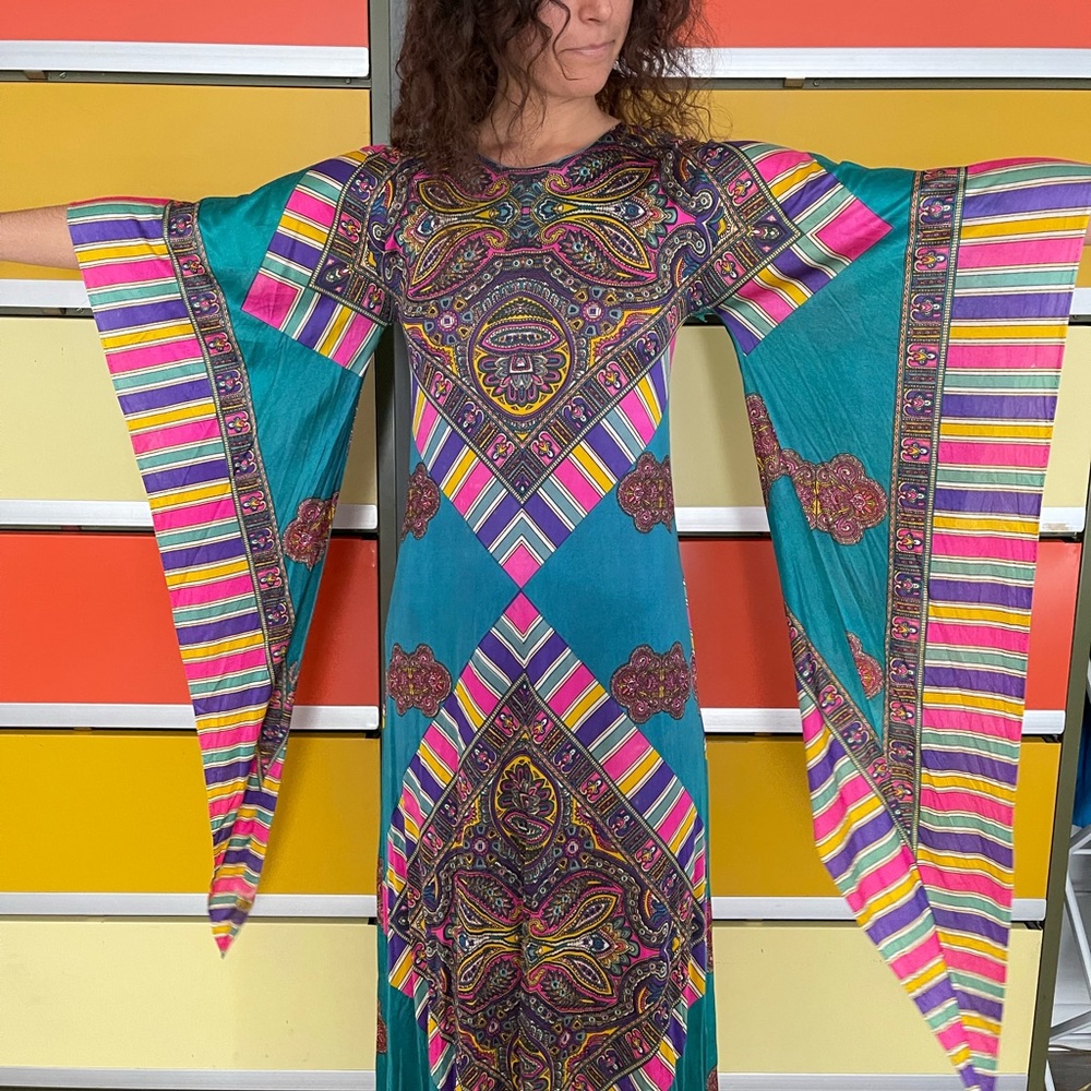 Vintage Georgie Keyloun 1960s silk gown in vibrant teal color size xs or s.